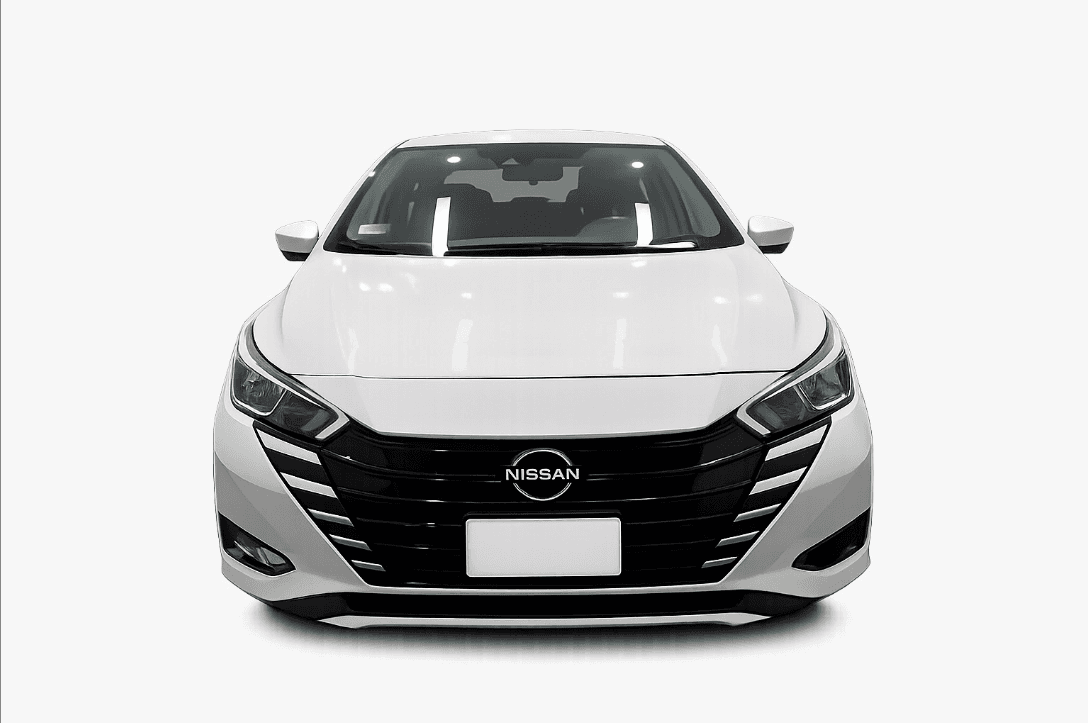 NISSAN VERSA 2025